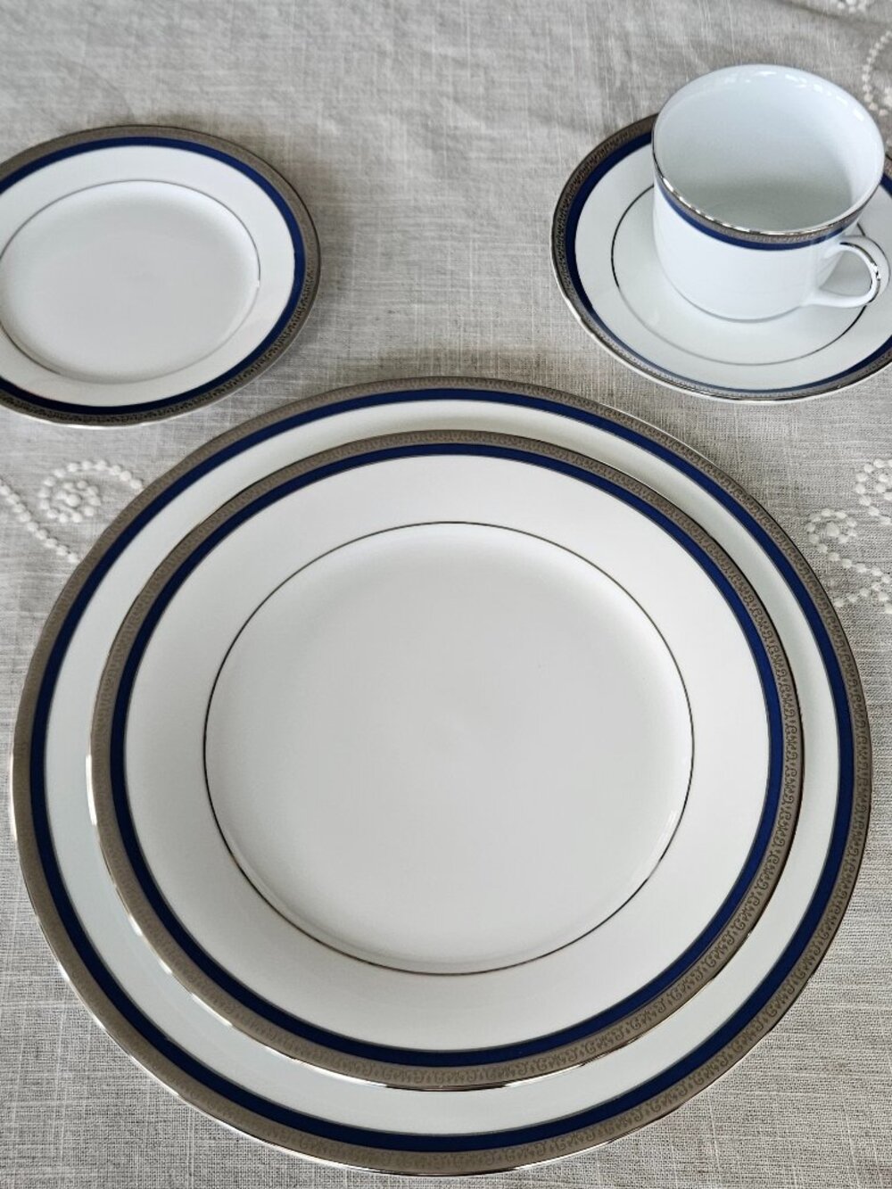 Charter Club Grand Buffet Platinum 7 settings